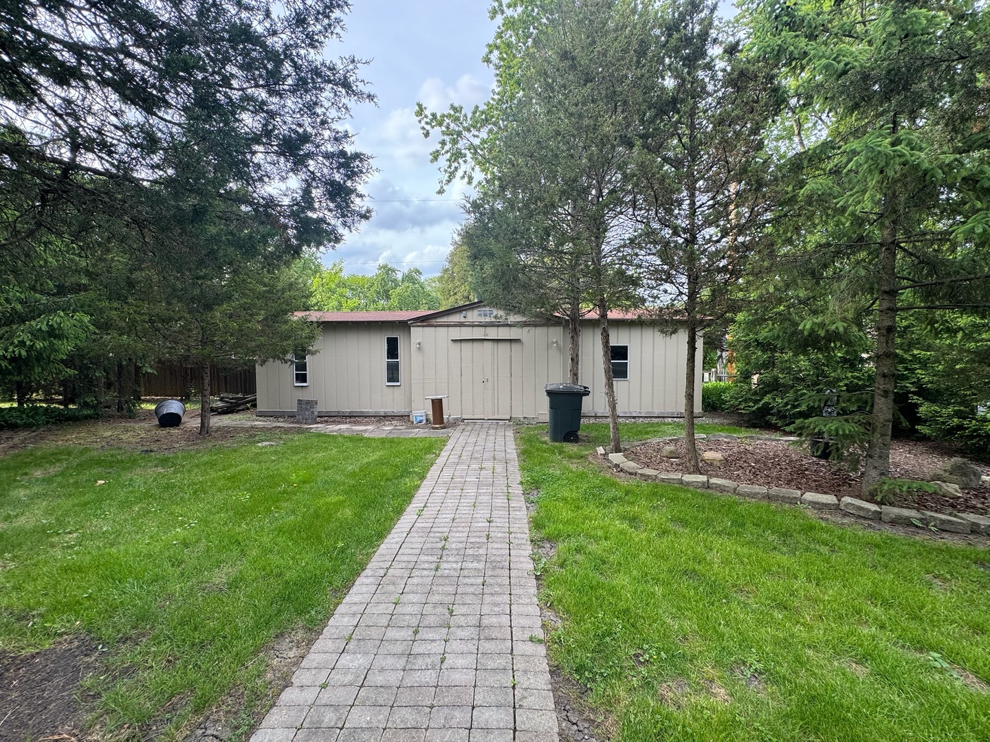 1802 Walnut Circle Property Photo 37