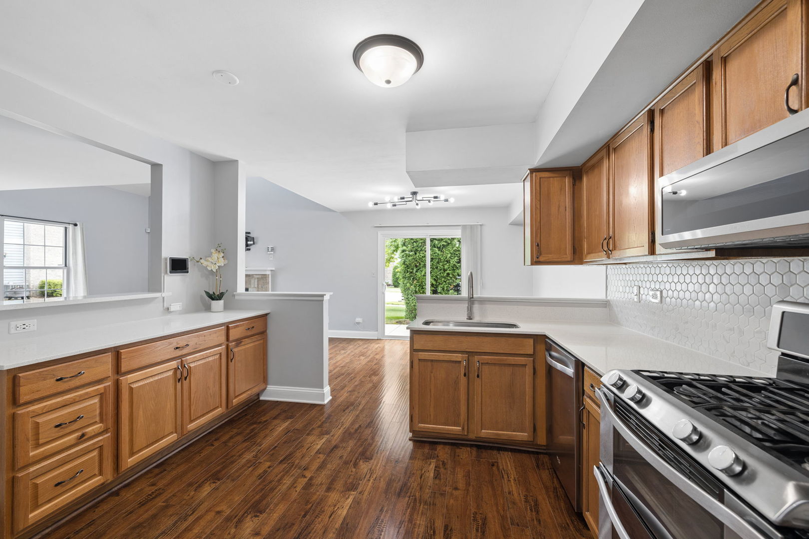 97 Cammeron Court Property Photo 8