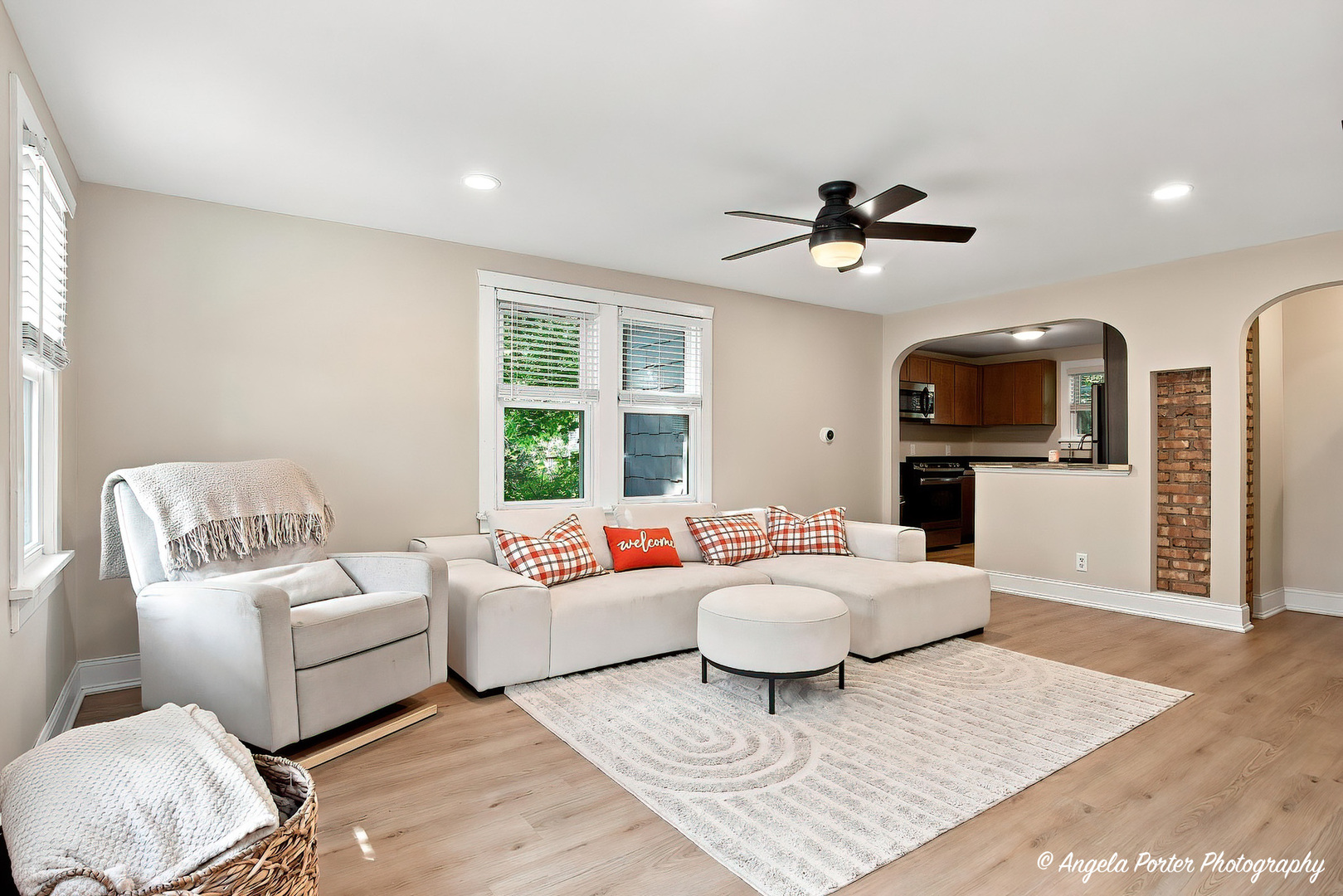 7724 S Oak Road Property Photo 3