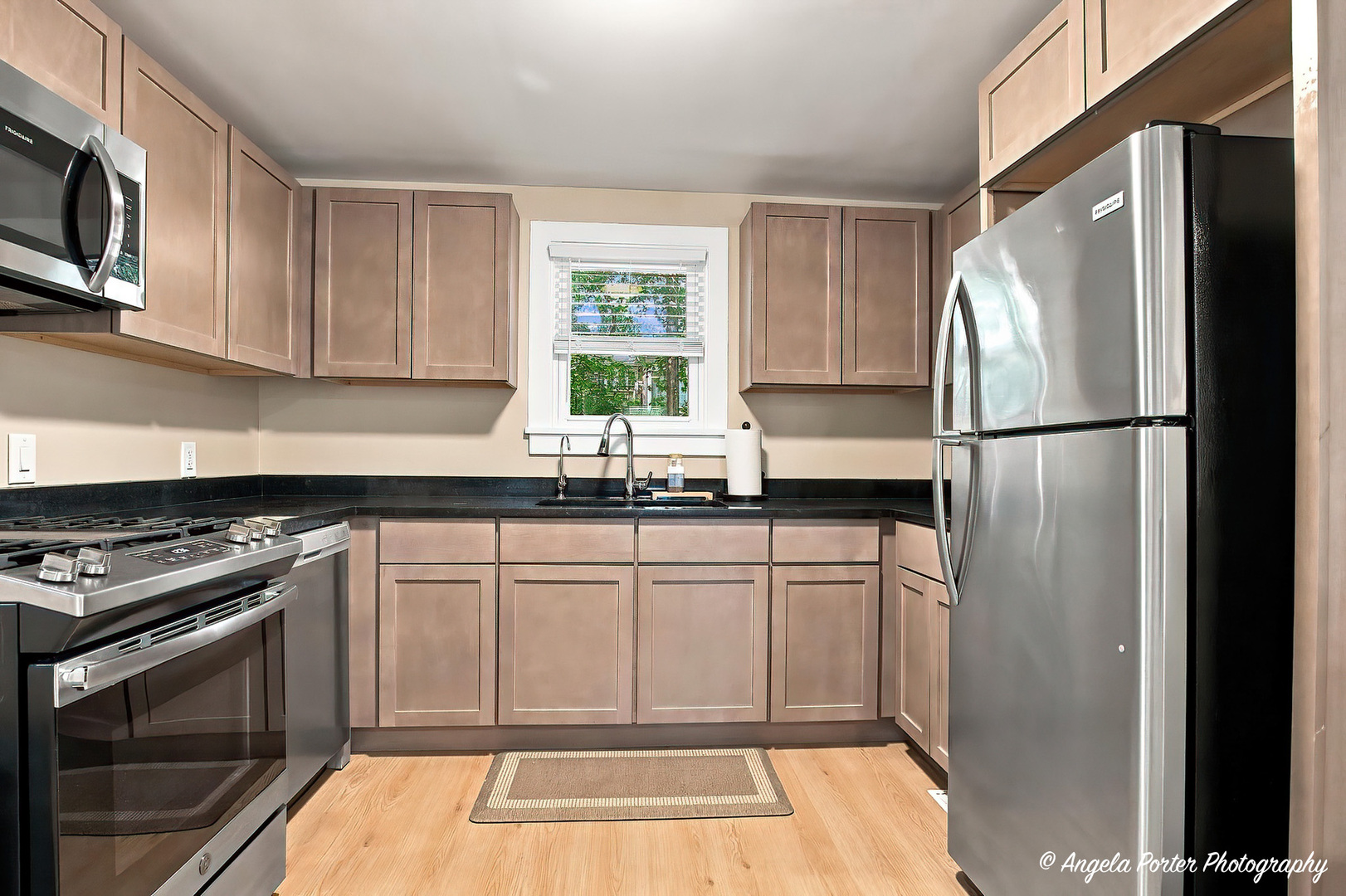 7724 S Oak Road Property Photo 7