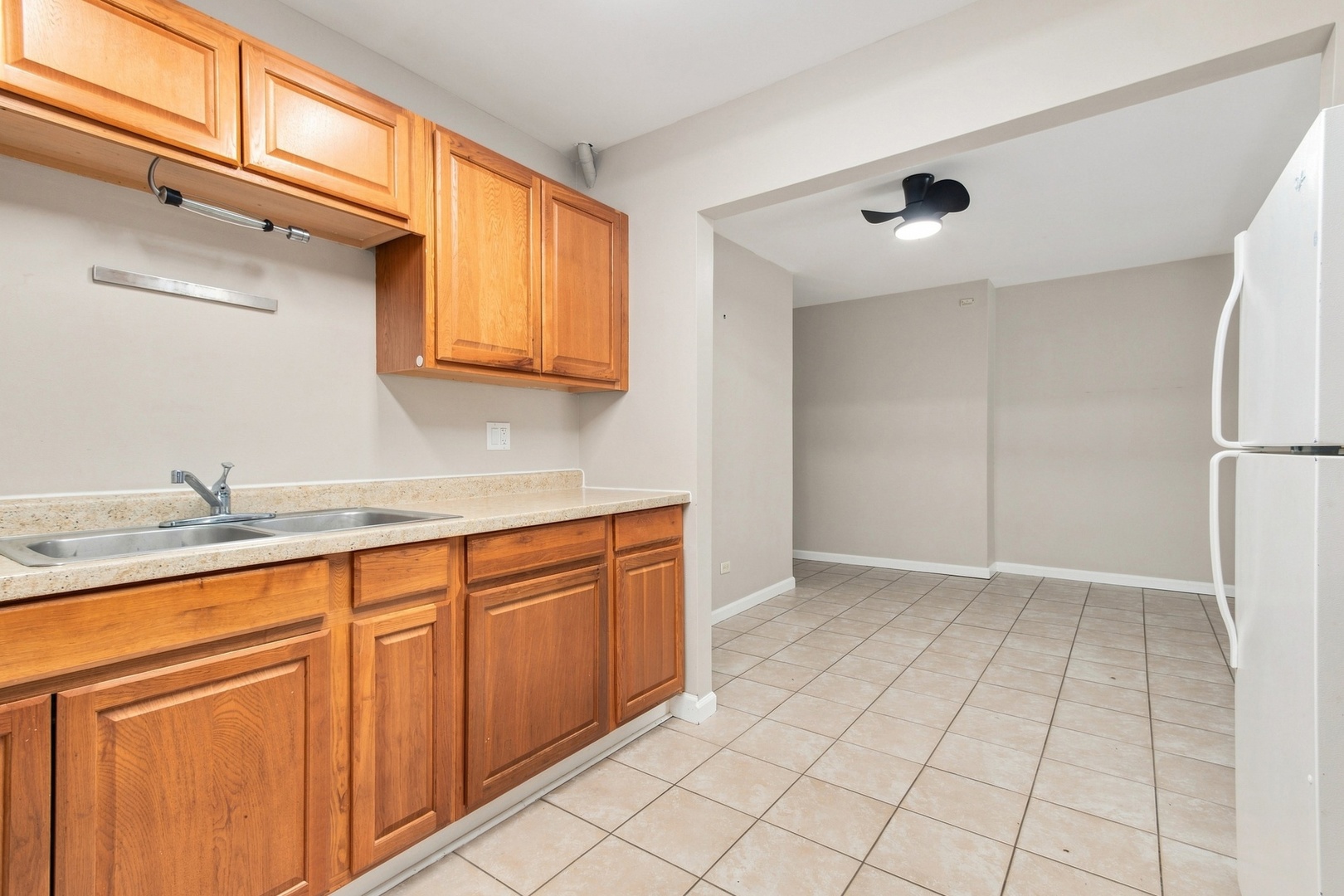 148 E Bailey Road L Property Photo 9