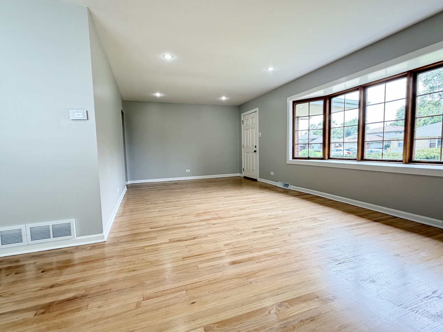 1302 Prince Drive Property Photo 5