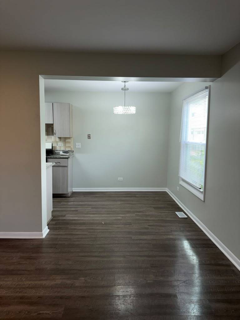 302 Creekside Drive Property Photo 6