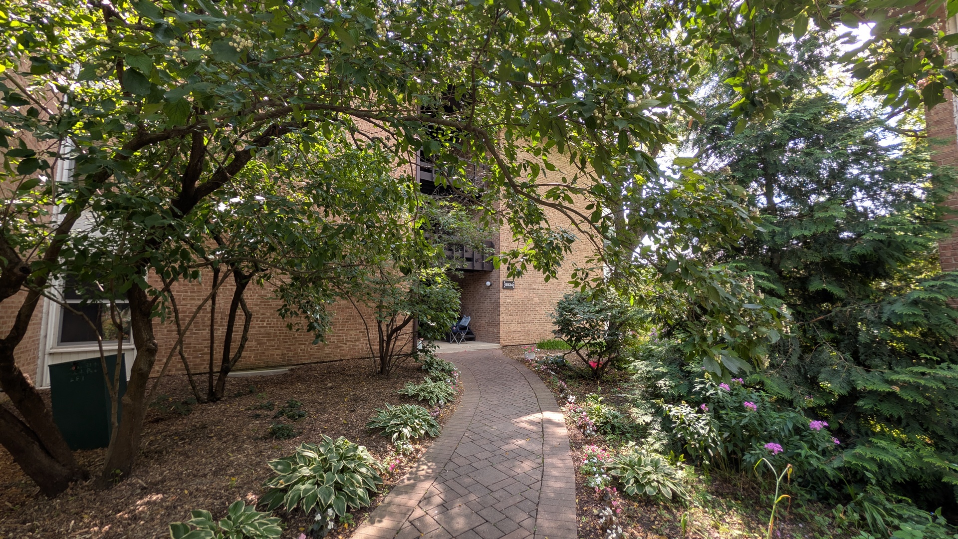 5534 E Lake Drive B Property Photo 2