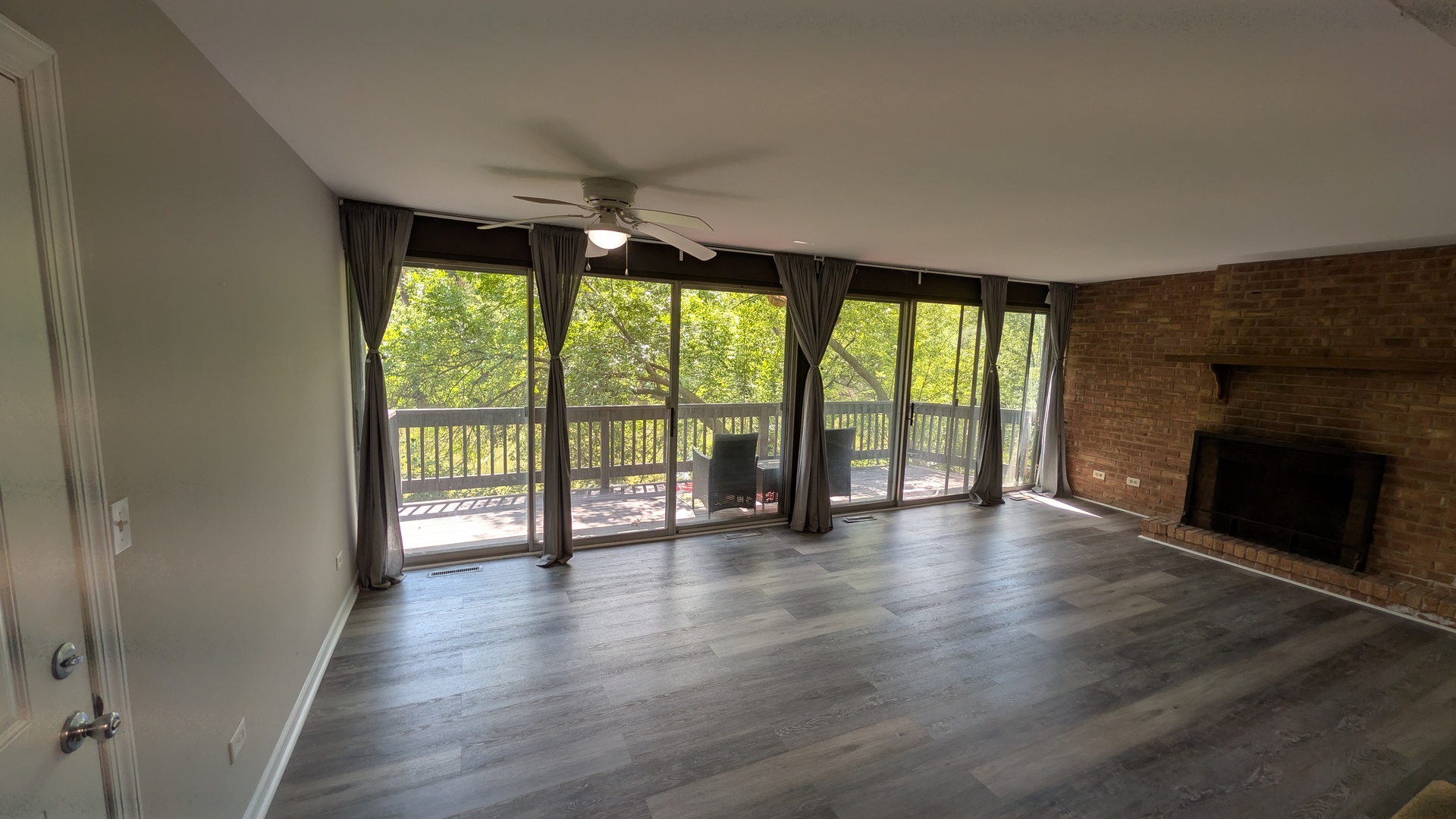5534 E Lake Drive B Property Photo 3