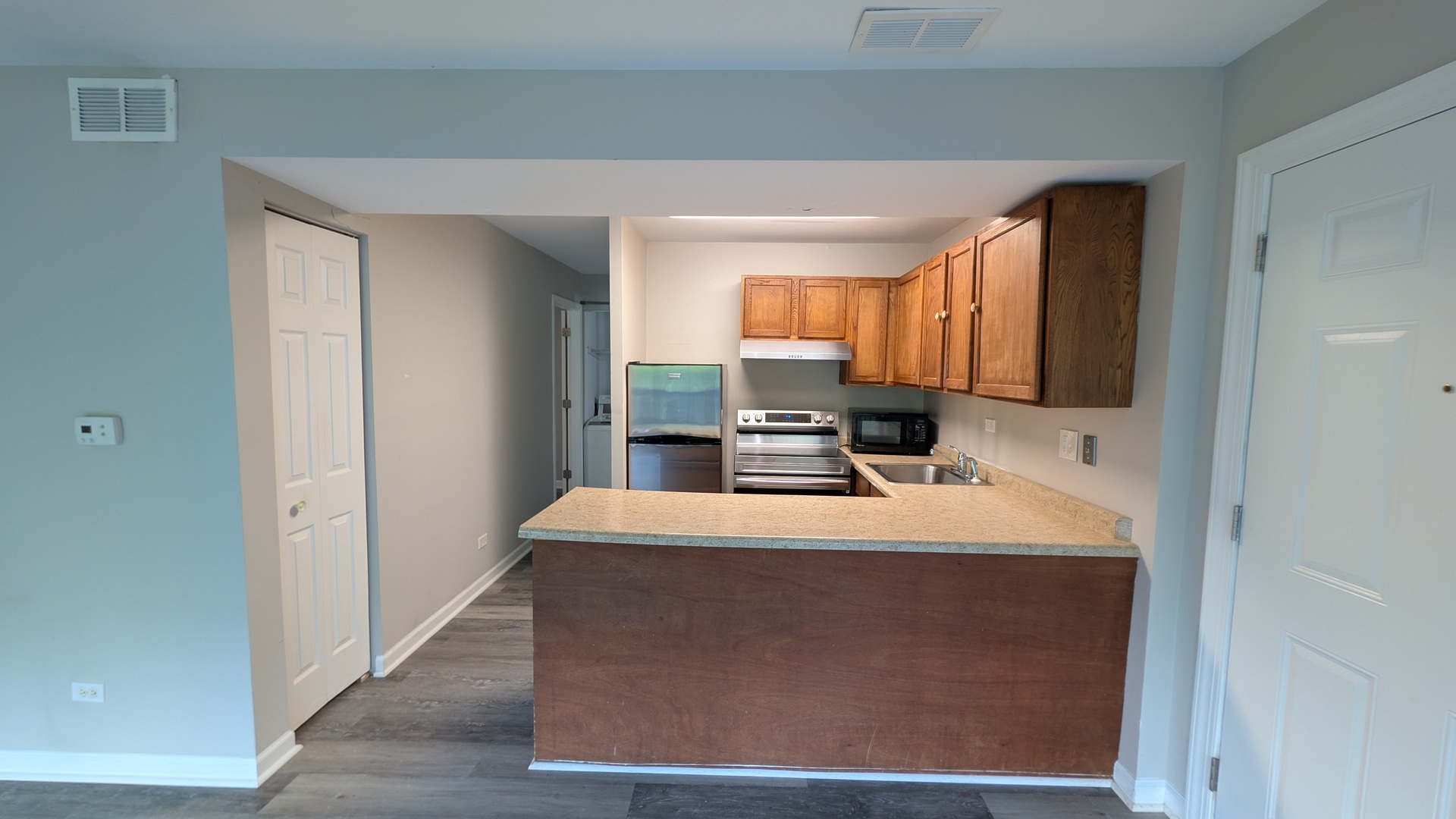 5534 E Lake Drive B Property Photo 6