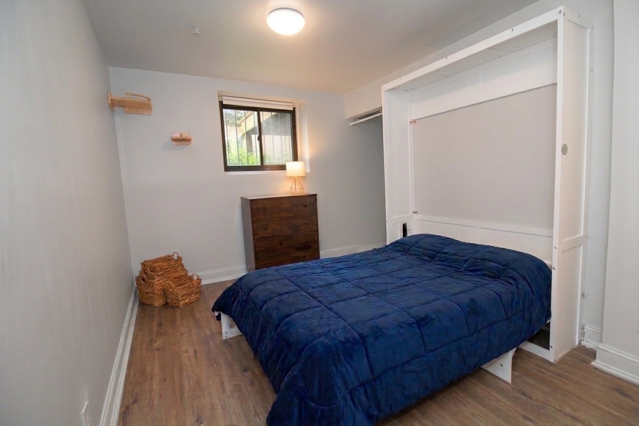 4733 N Kenmore Avenue 4 Property Photo 10