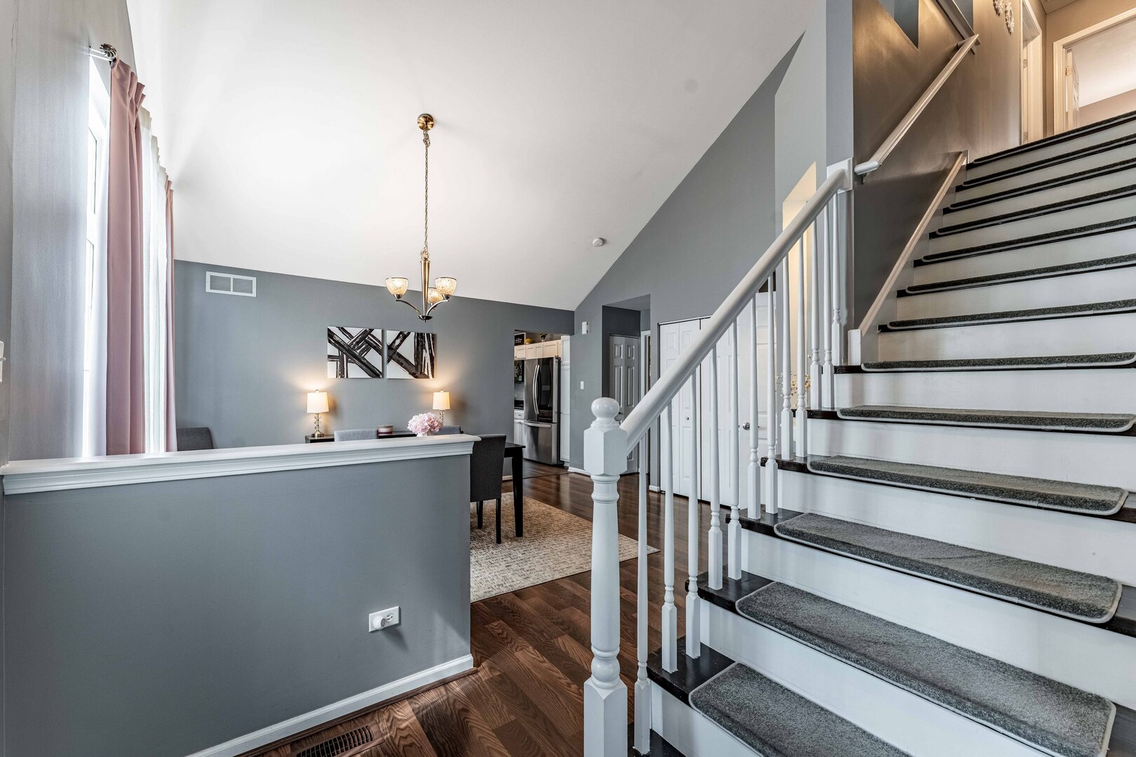 4618 Edinburgh Court Property Photo 3