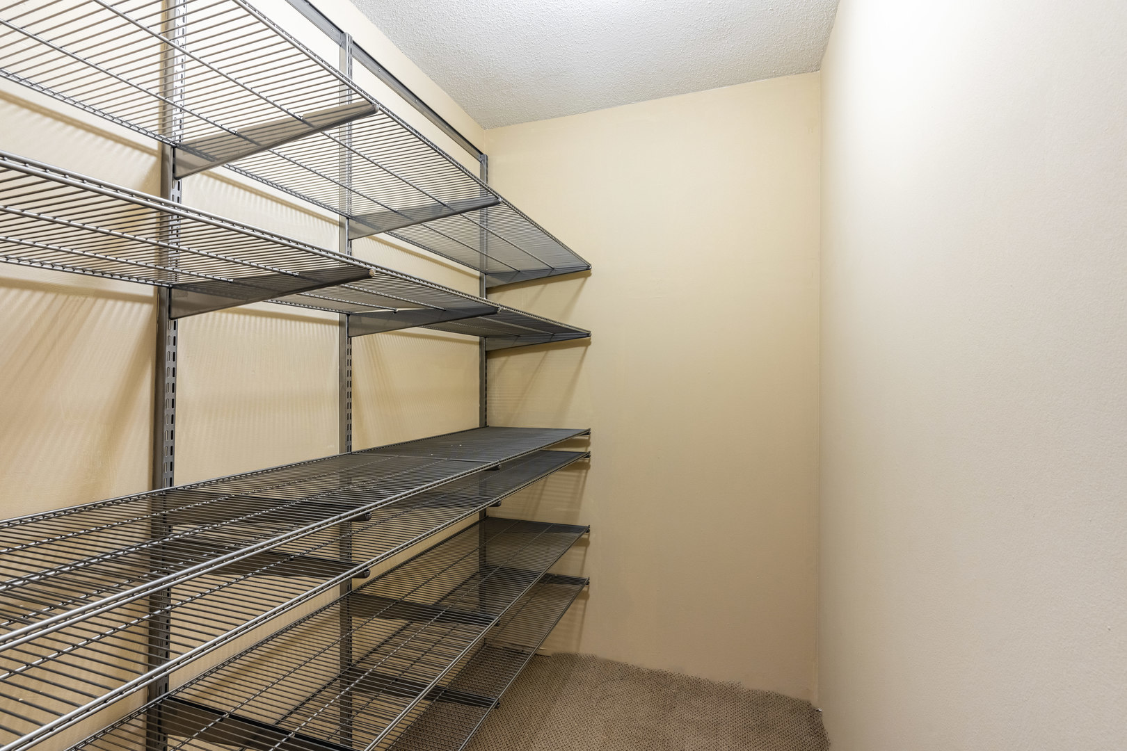 405 N Wabash Avenue 2207 Property Photo 13