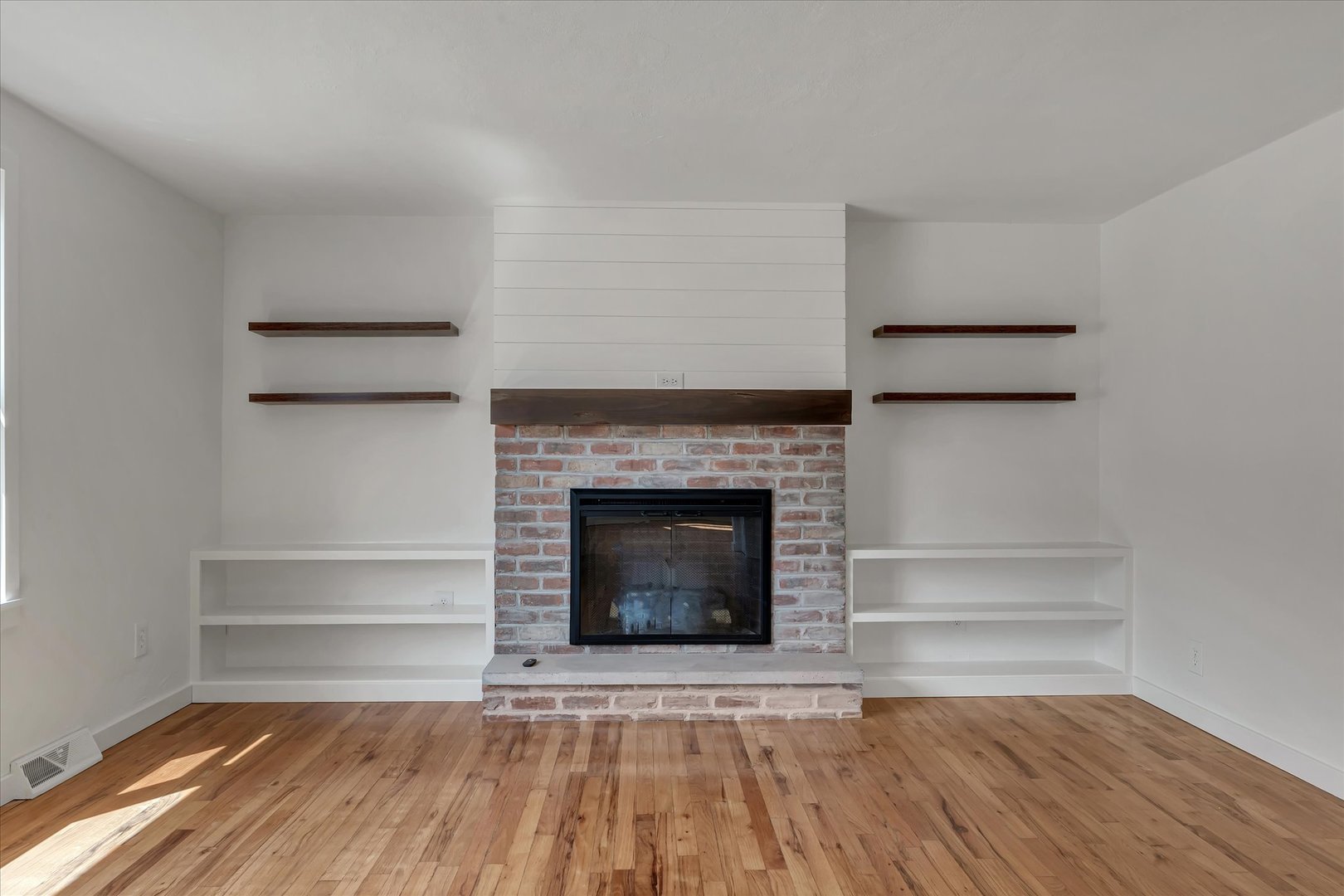 3230 40th Street Property Photo 12