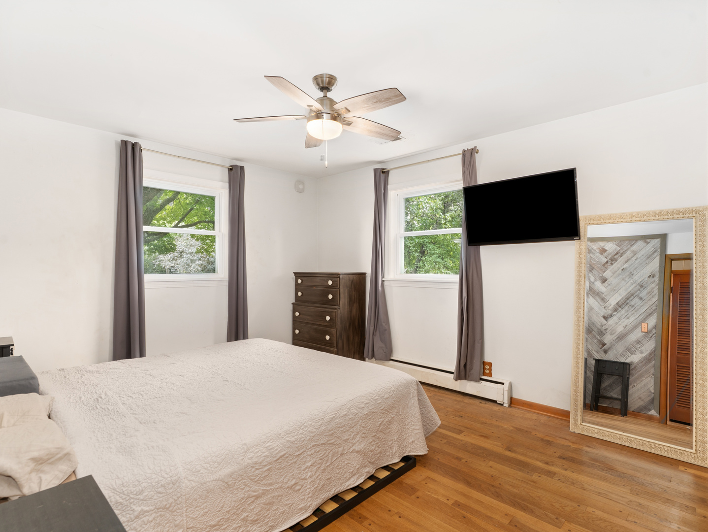 136 Park Avenue Property Photo 9