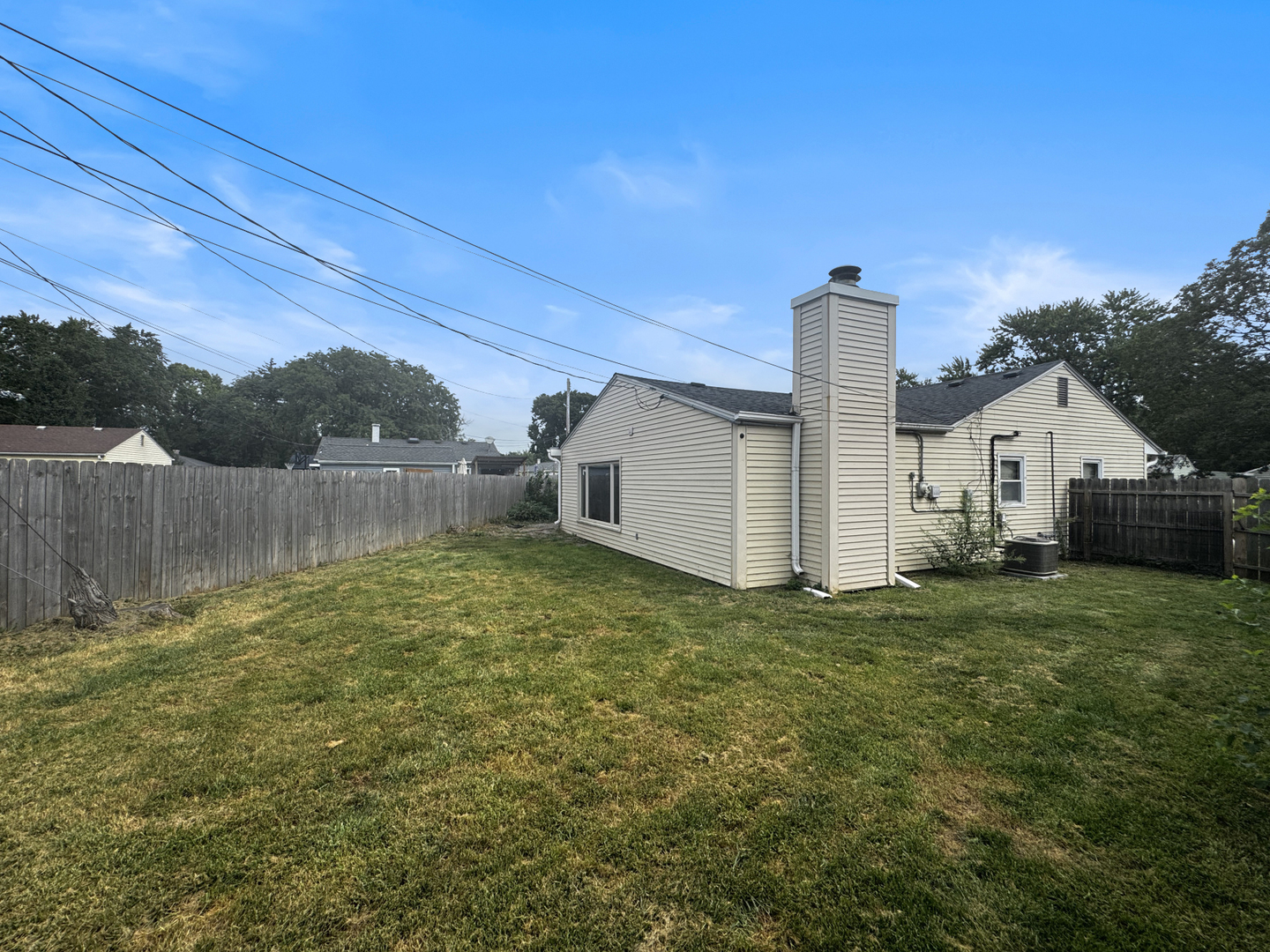 106 Buell Court Property Photo 2