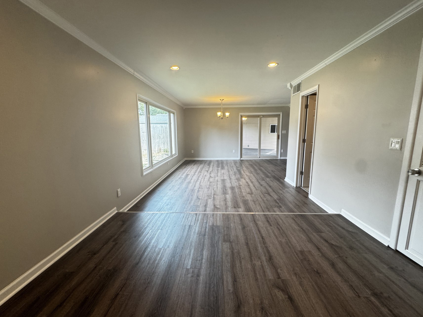 106 Buell Court Property Photo 13