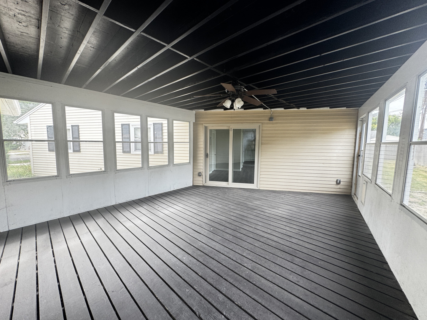 106 Buell Court Property Photo 24