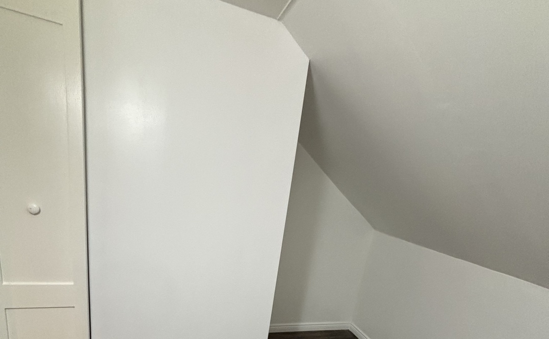 15729 Vincennes Road Property Photo 15