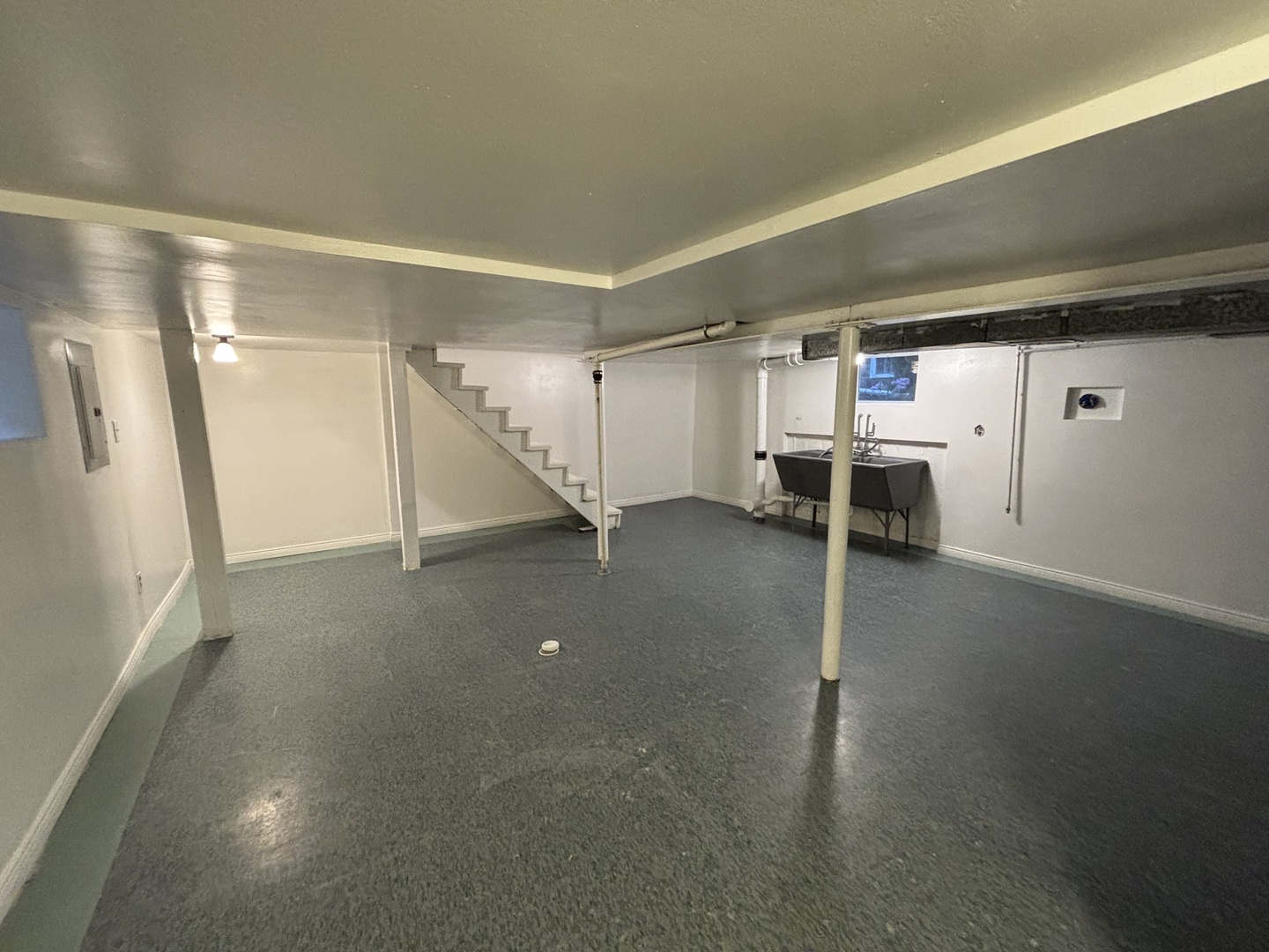 15729 Vincennes Road Property Photo 16