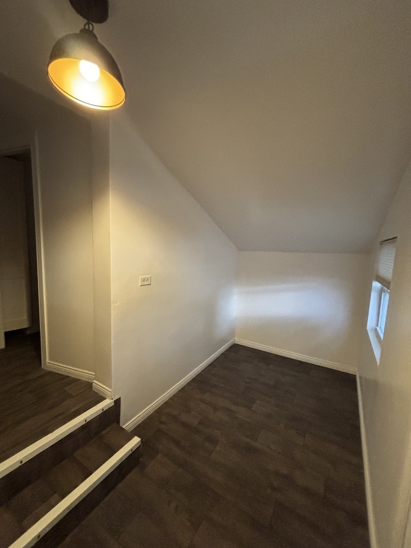 15729 Vincennes Road Property Photo 16
