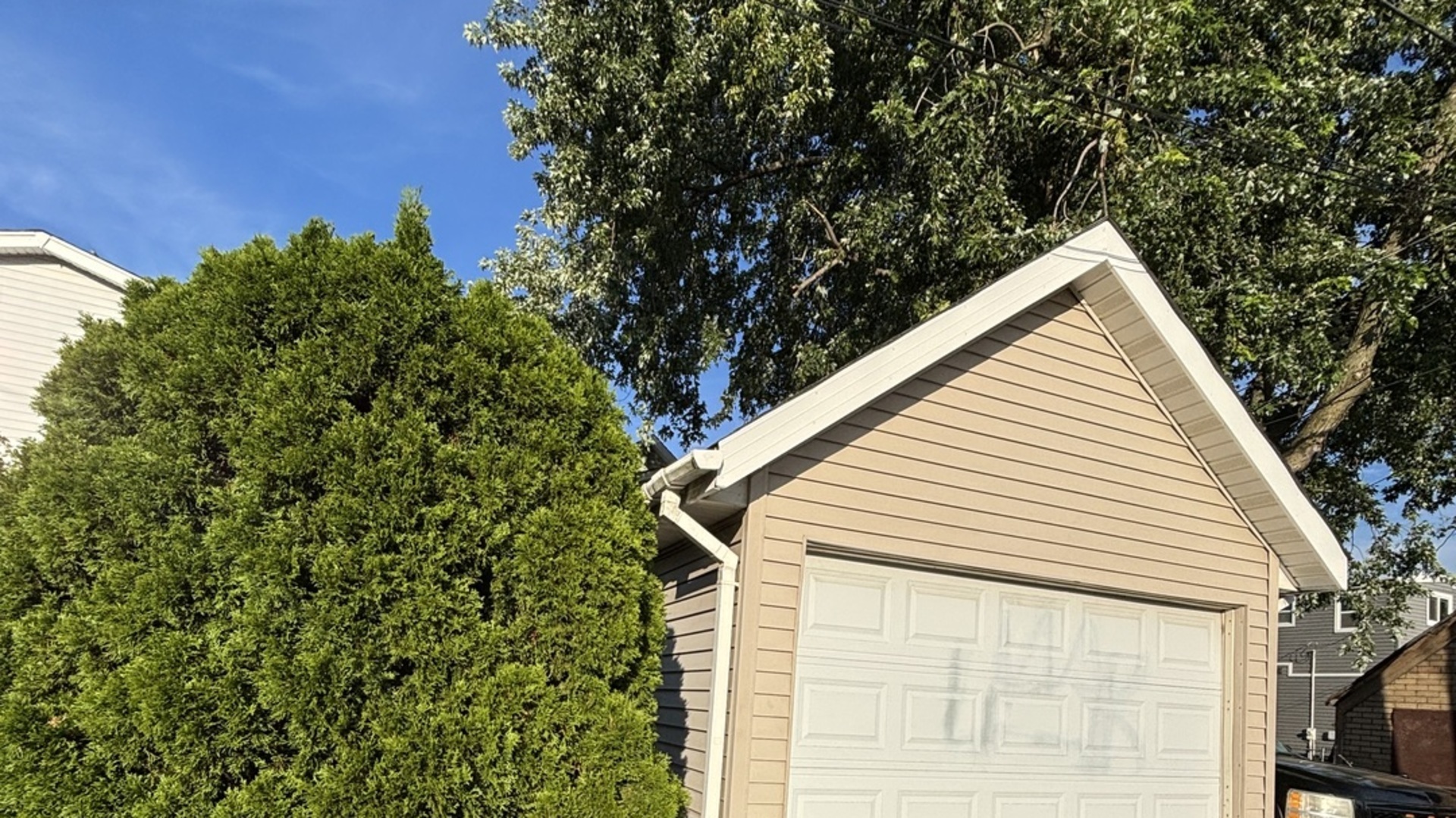 15729 Vincennes Road Property Photo 23