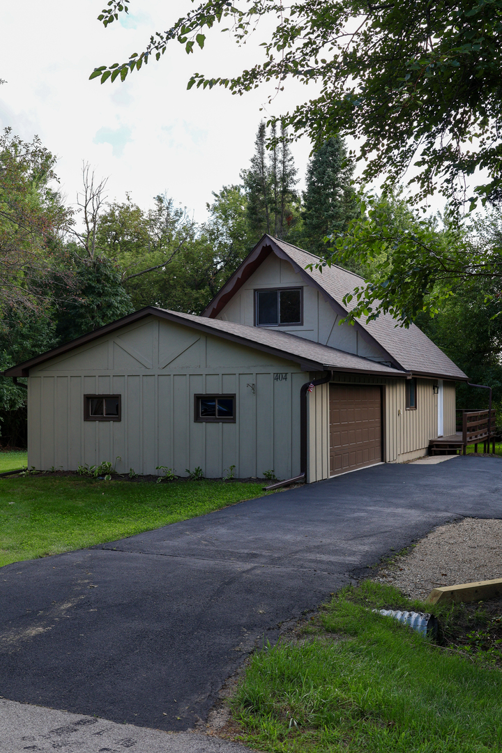 404 Atlantic Drive Property Photo 2