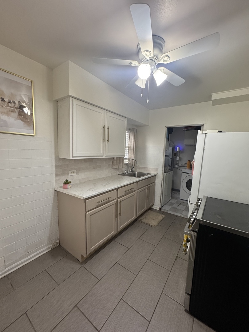 6533 16th Street Property Photo 2