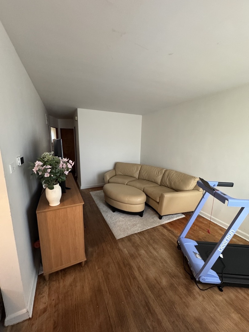 6533 16th Street Property Photo 8