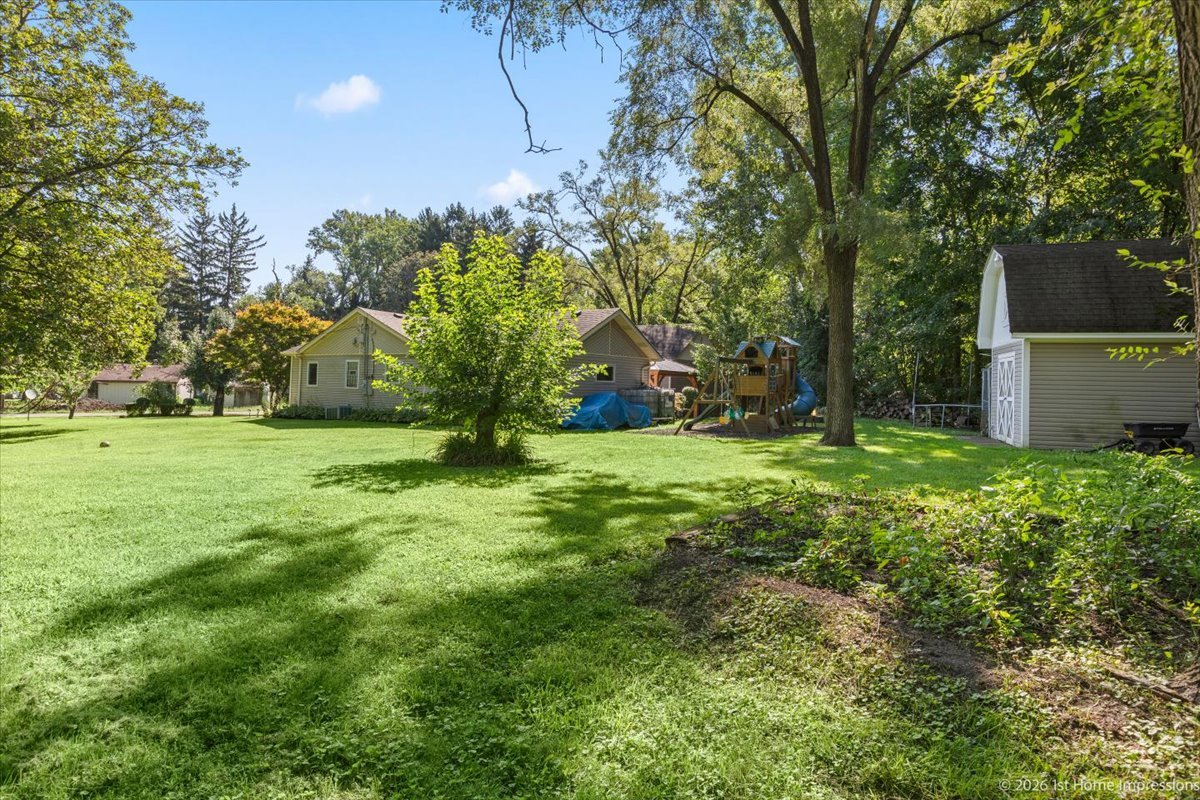 16204 Hamlin Avenue Property Photo 27