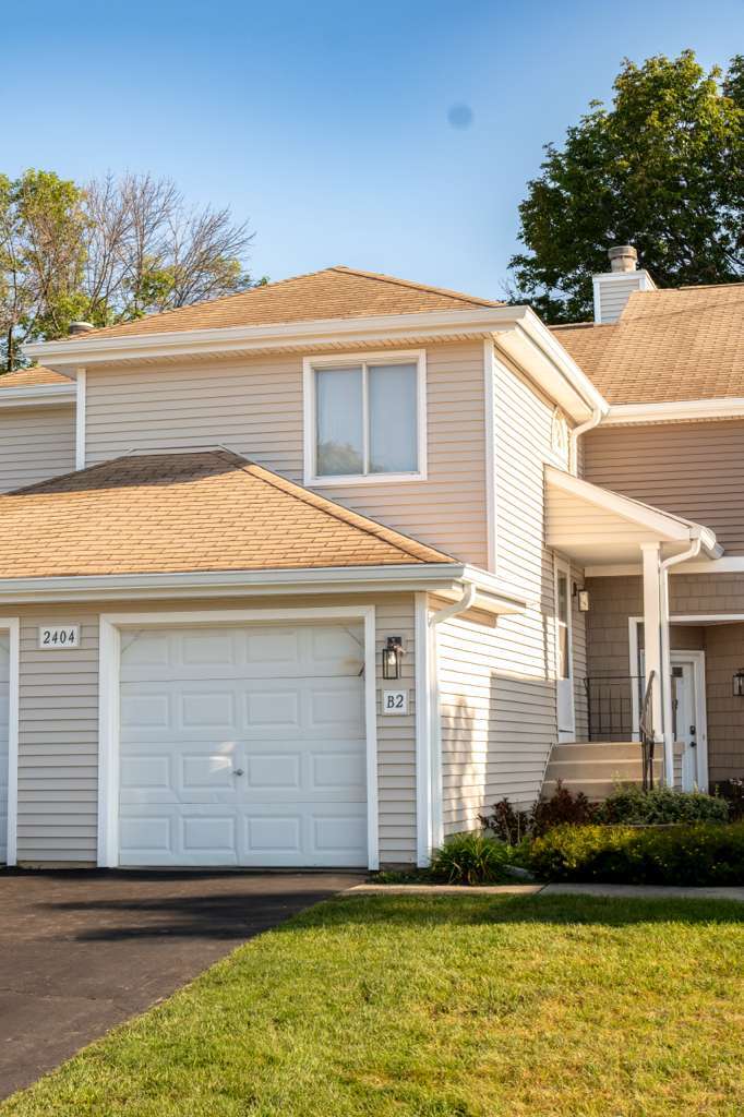 2404 DANBURY Drive B2