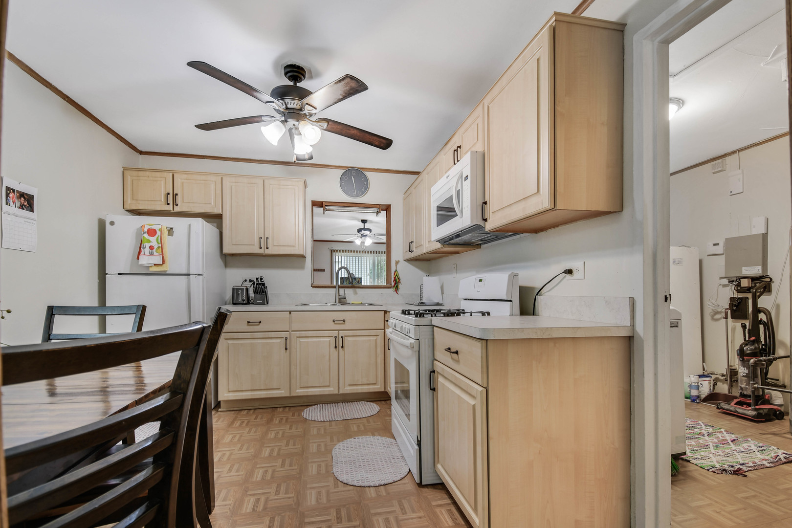 428 Navajo Street Property Photo 6