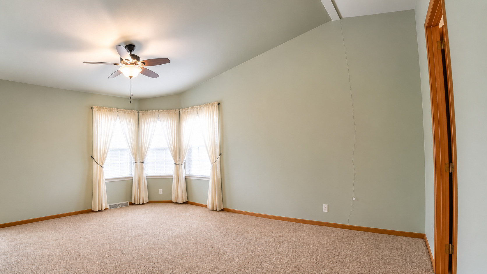 22654 Foxfire Drive Property Photo 13