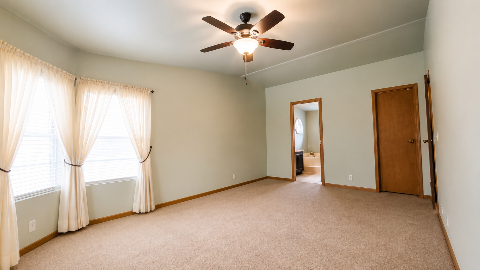 22654 Foxfire Drive Property Photo 15