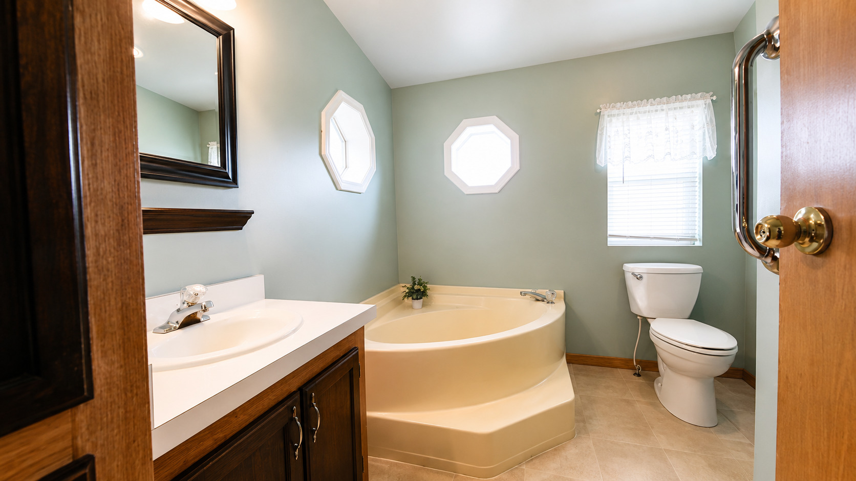 22654 Foxfire Drive Property Photo 16