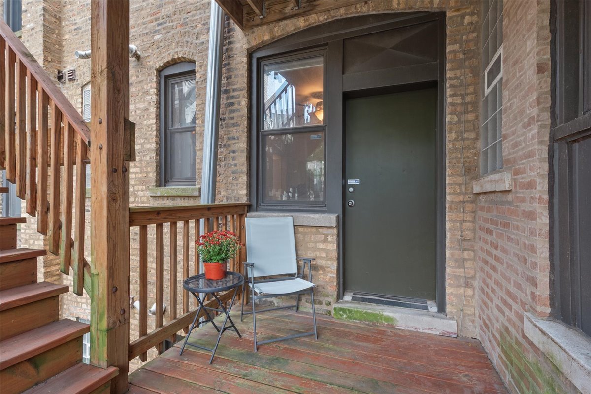 1846 W Berteau Avenue 1 Property Photo 20