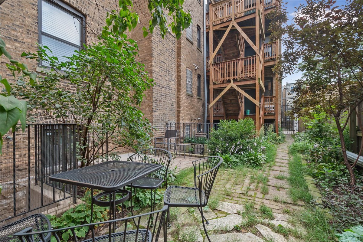 1846 W Berteau Avenue 1 Property Photo 21