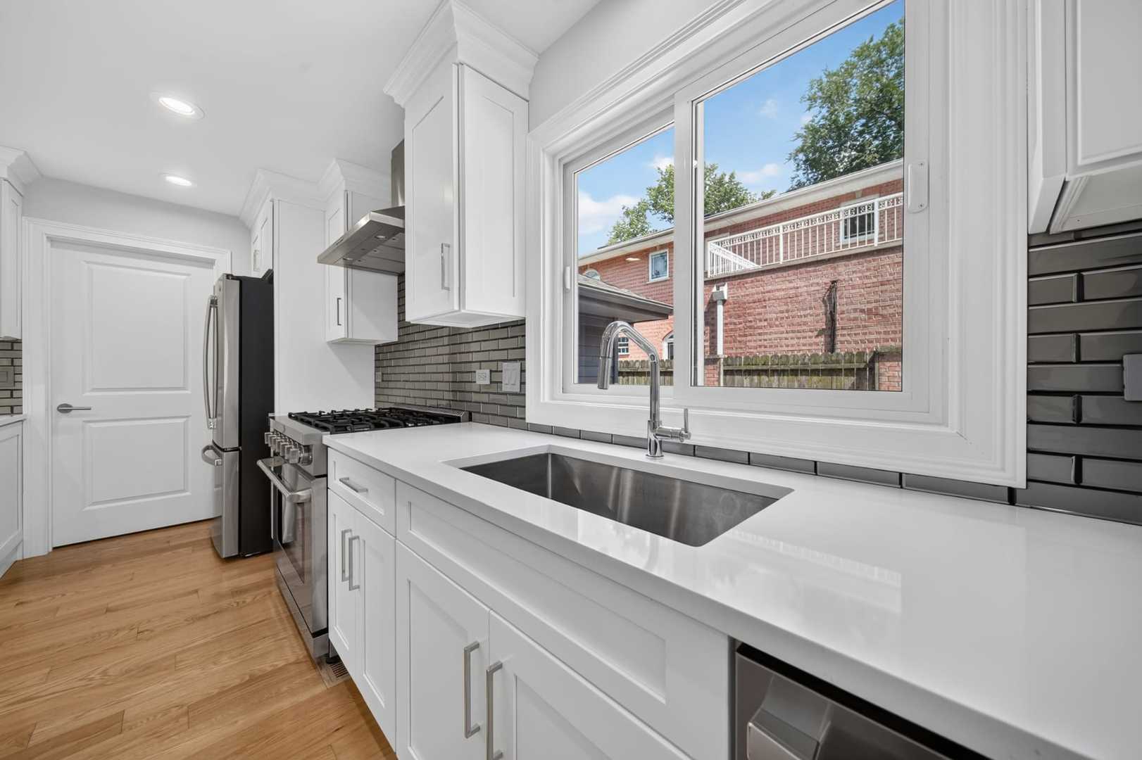 9811 W 57 Street Property Photo 15