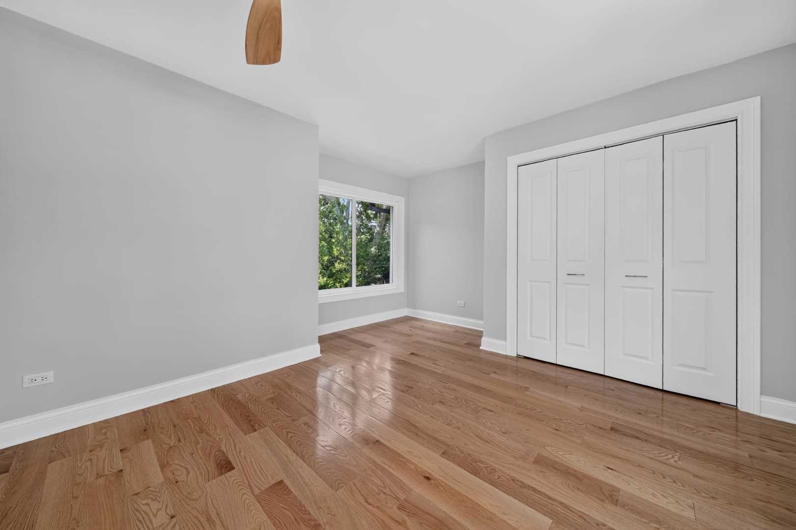 9811 W 57 Street Property Photo 21