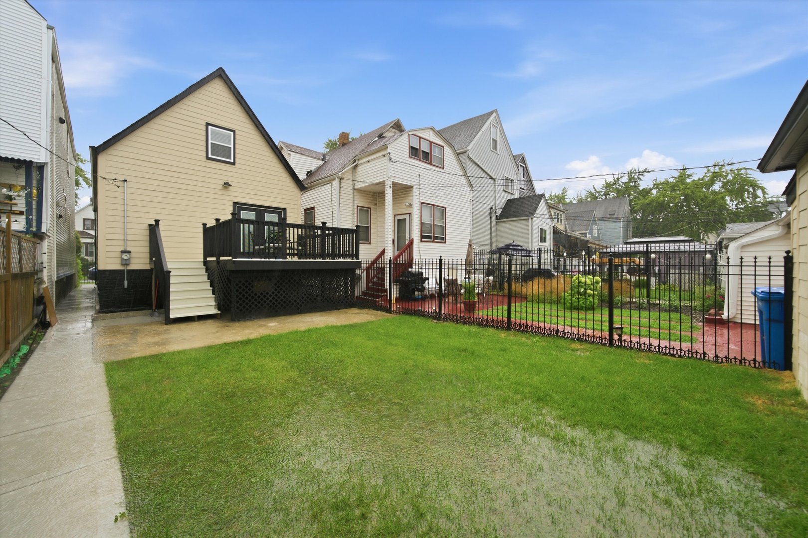 1641 N Springfield Avenue Property Photo 27