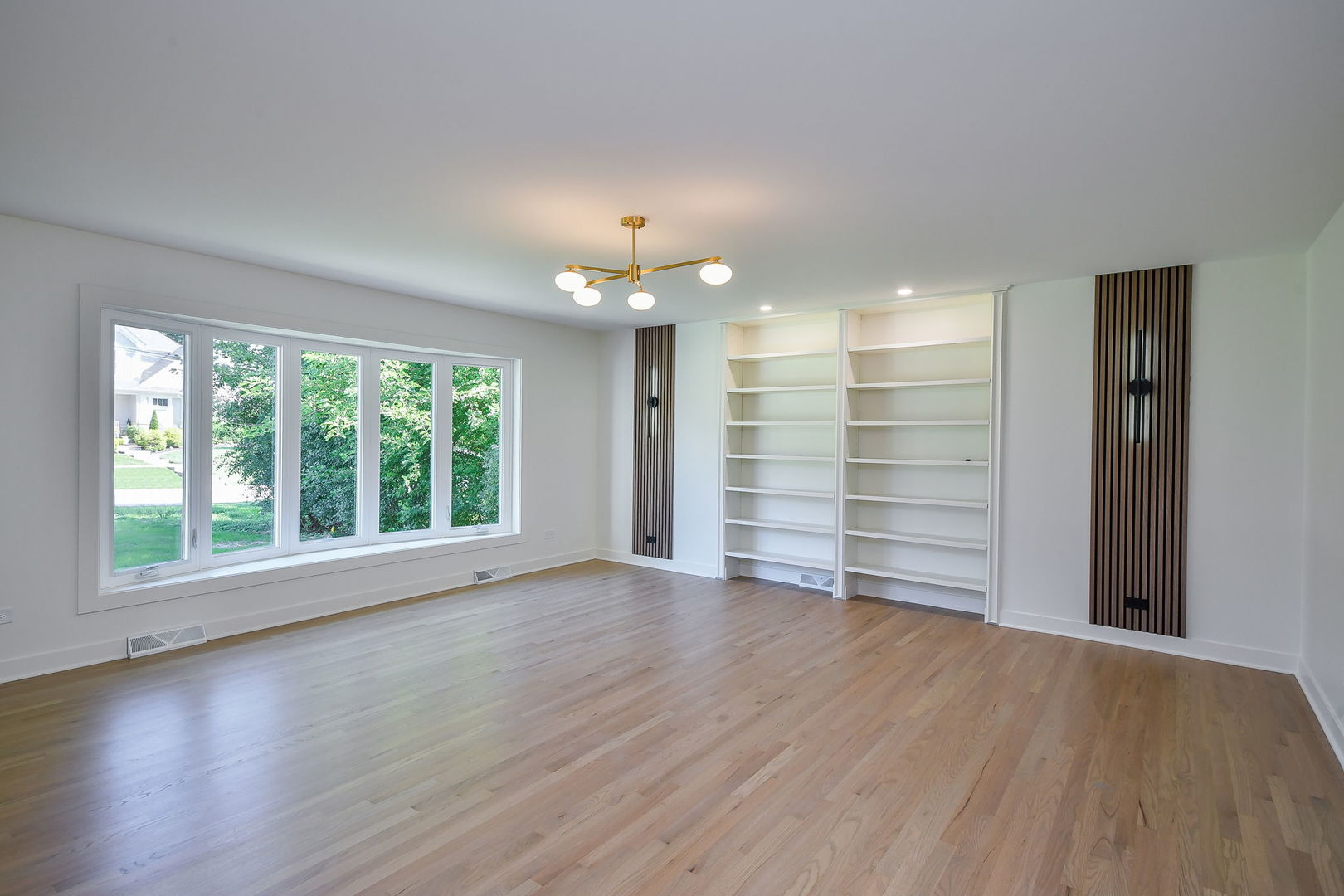 1106 North Path Drive Property Photo 12