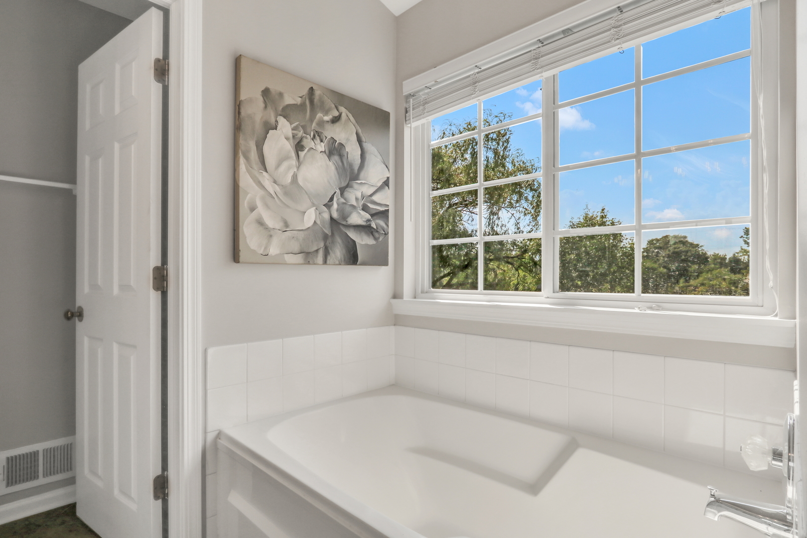 1140 Oakmeadow Court Property Photo 32