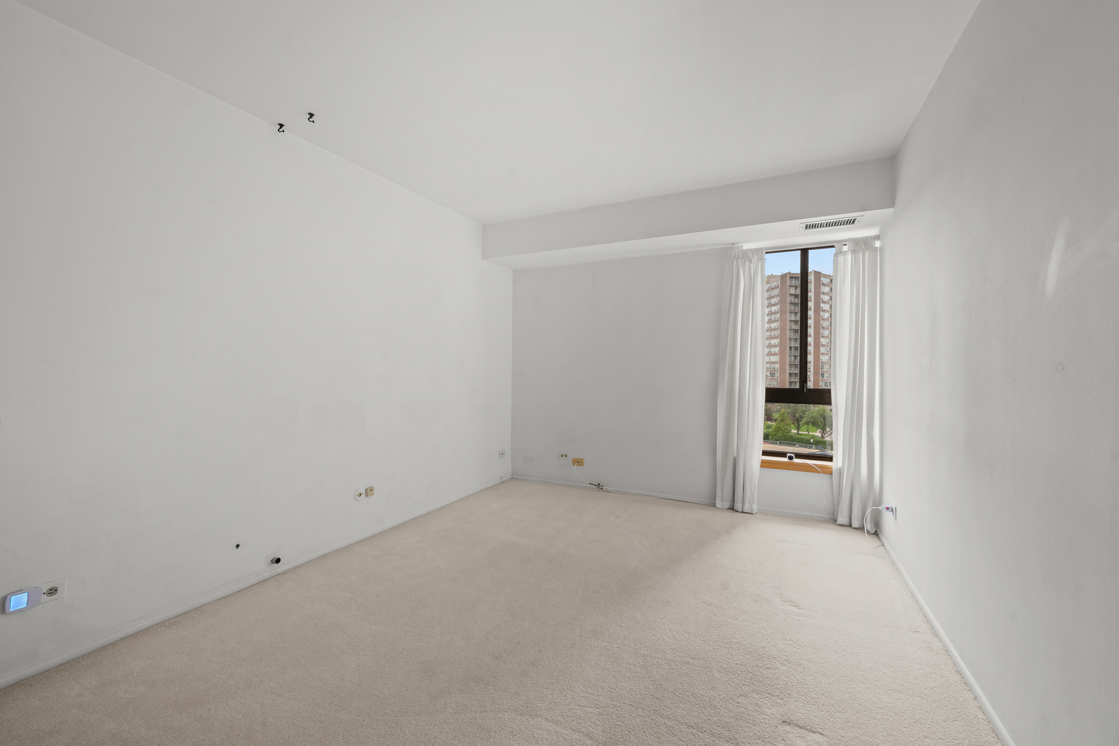 701 Forum Square 510 Property Photo 10