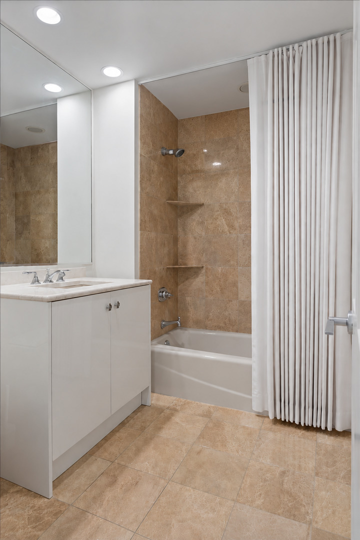 60 E Monroe Street 6102 Property Photo 23