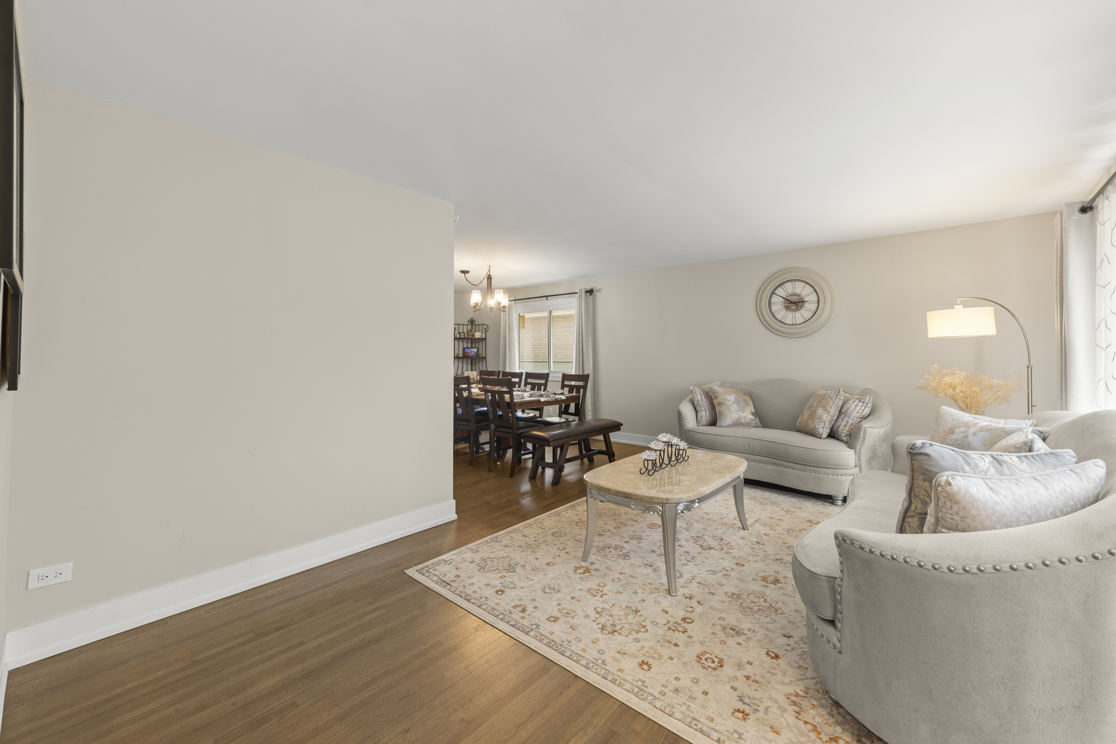15521 Ridgeland Avenue Property Photo 7