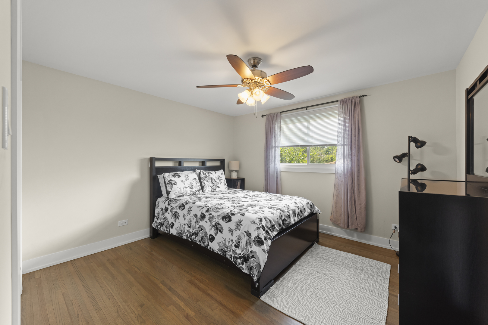 15521 Ridgeland Avenue Property Photo 23