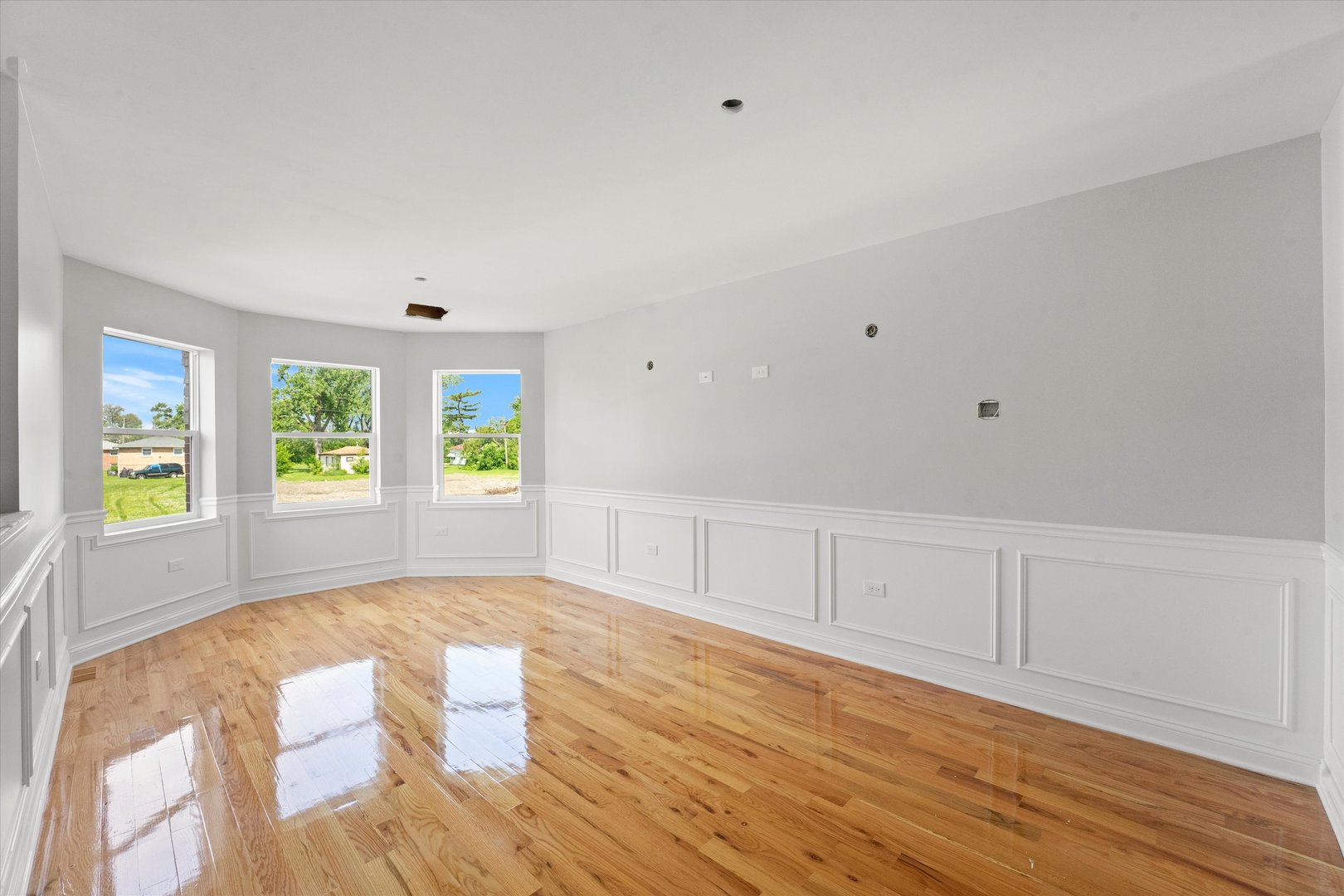 15243 7th Avenue Property Photo 5