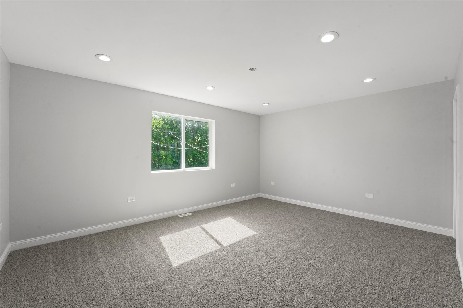 15243 7th Avenue Property Photo 37