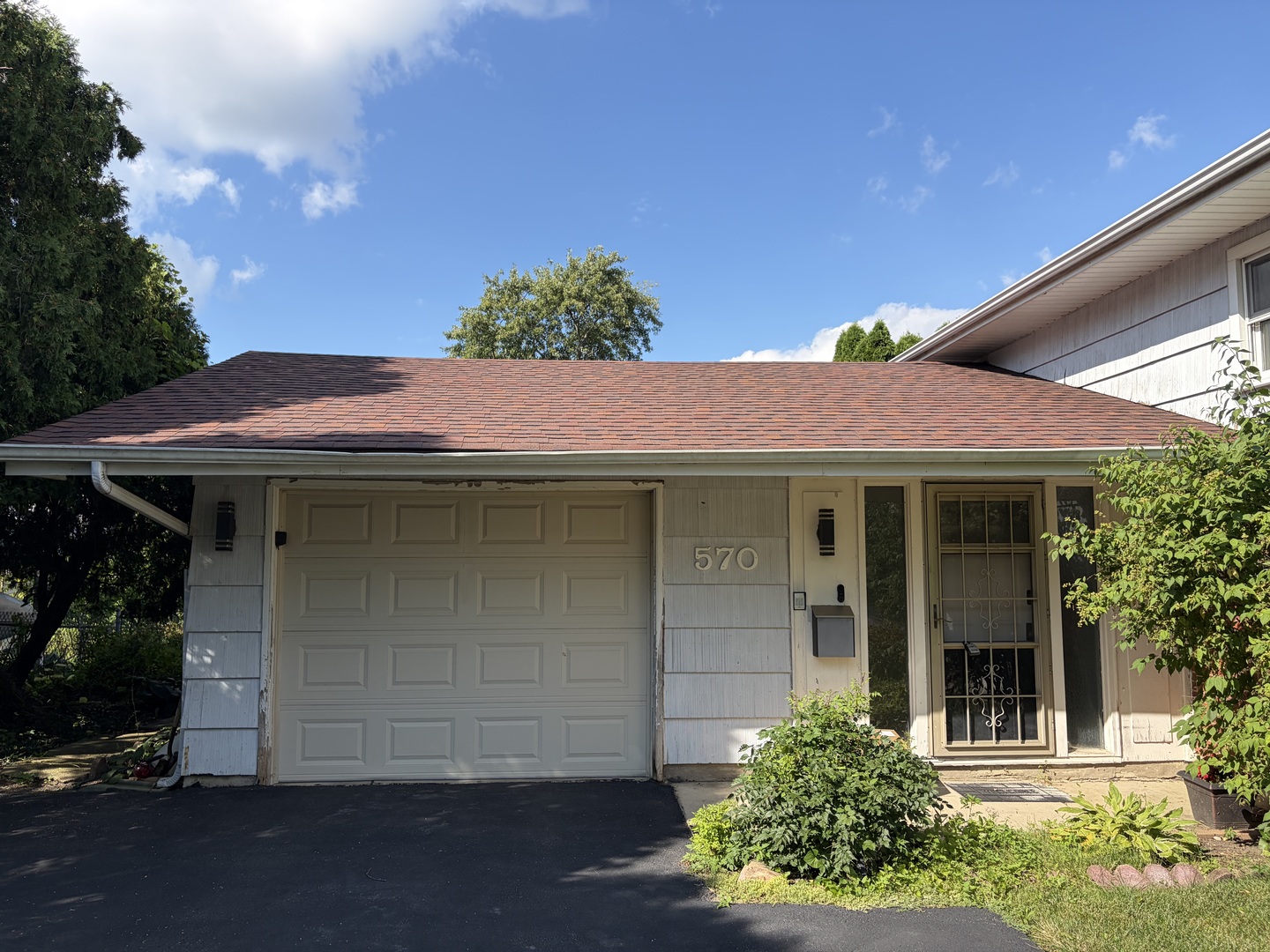 570 Jamison Lane Property Photo 4