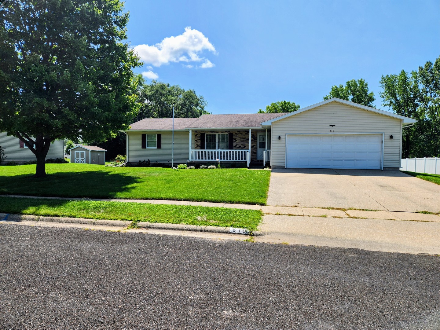 810 Marty Avenue Property Photo 1
