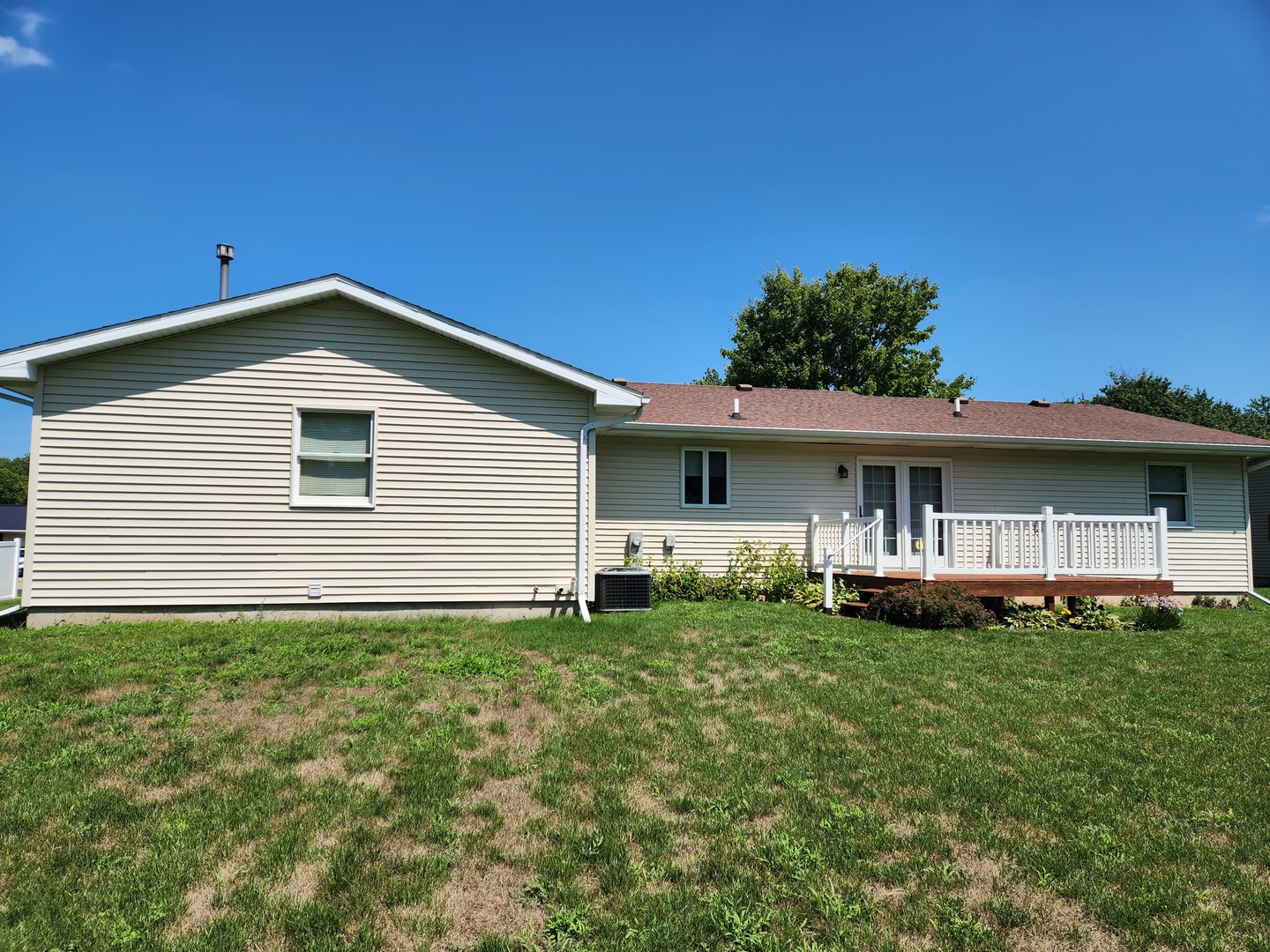 810 Marty Avenue Property Photo 2