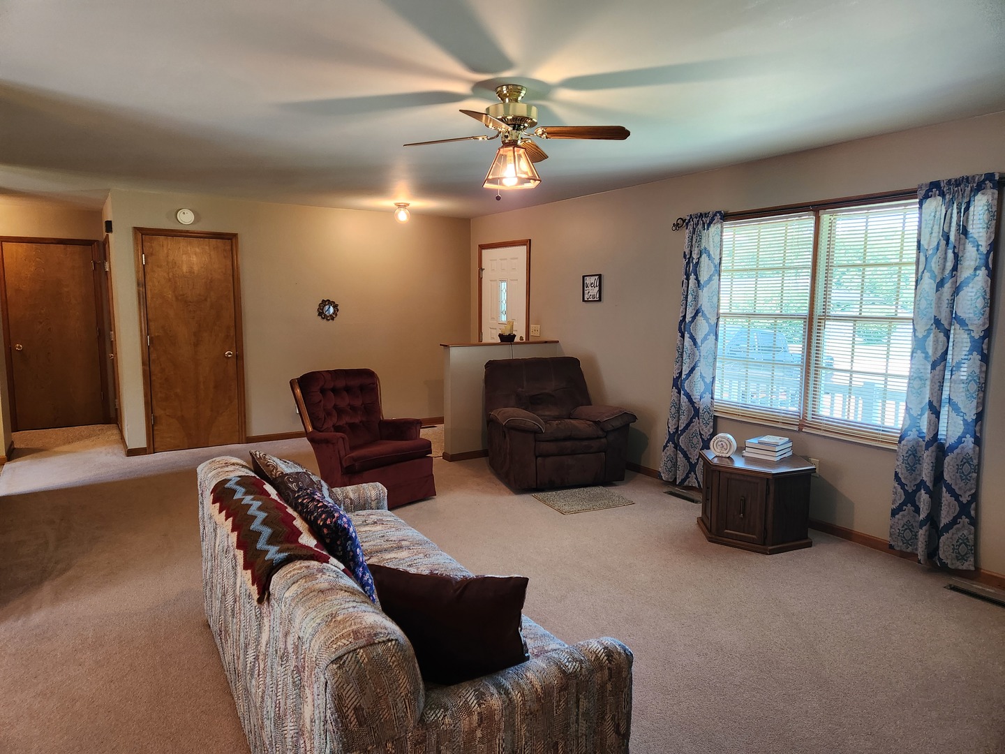 810 Marty Avenue Property Photo 6