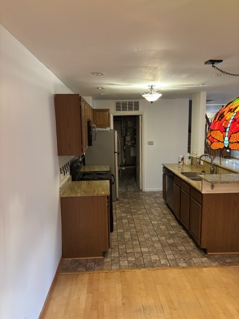 5953 Oakwood Drive Property Photo 5