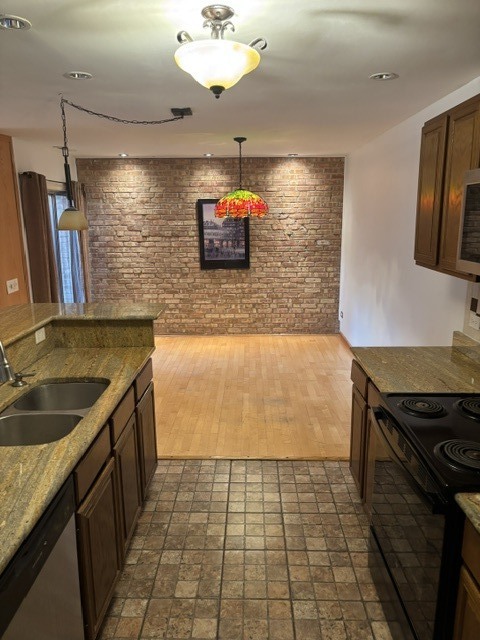5953 Oakwood Drive Property Photo 6